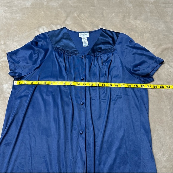 Vanity Fair Bed Jacket Loungewear Top Navy Blue Lace Short Sleeve Size Large - Picture 7 of 8